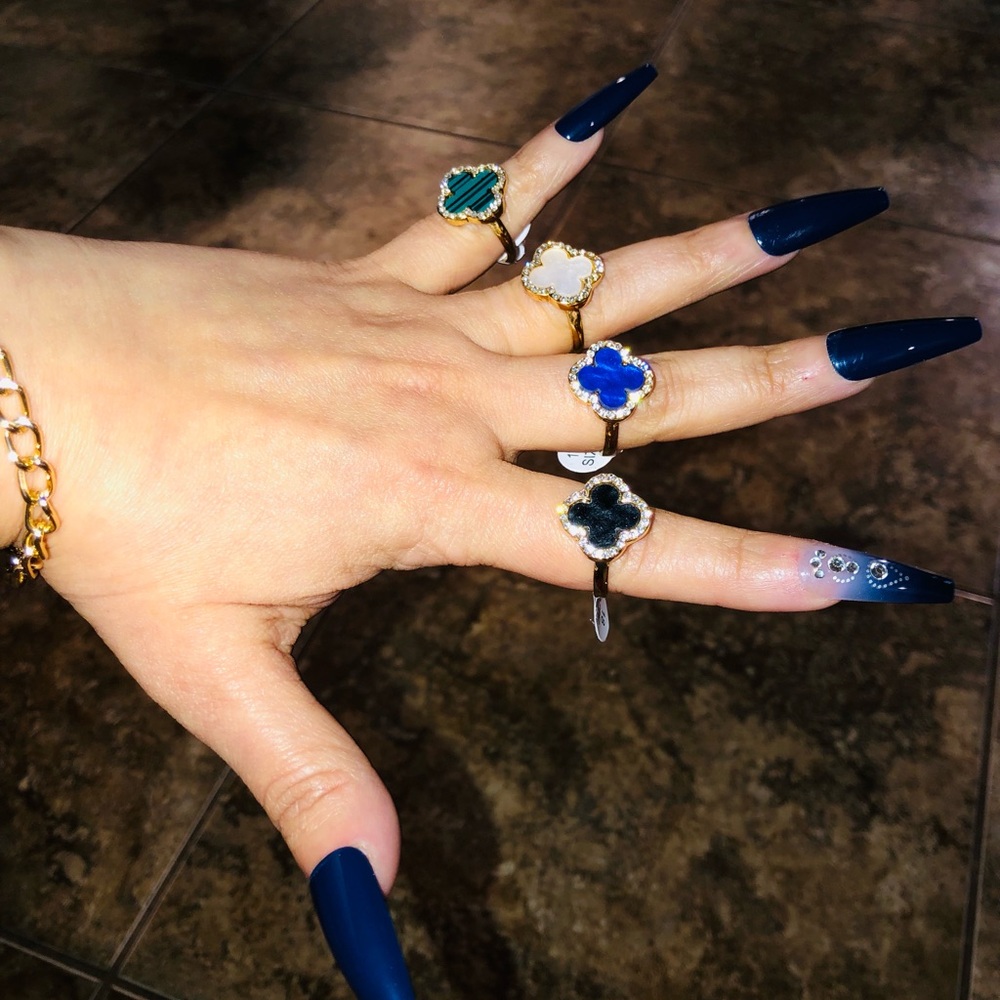 BEAUTIFUL CLOVER RINGS NEW ☘️ - Picture 5 of 14